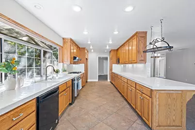 2903 Raintree Ct., Stockton, CA 95219 - Photo 11