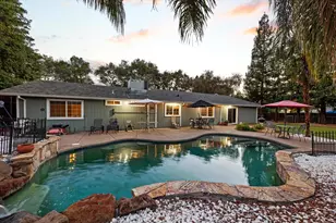 8202 Holly Dr, Citrus Heights, CA 95610 - Photo 17