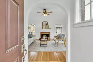 1701 9th Ave, Sacramento, CA 95818 - Photo 5