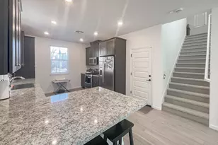 1383 Hadley Dr, Woodland, CA 95776 - Photo 9