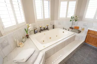 2705 Lake Front Court, Modesto, CA 95355 - Photo 33