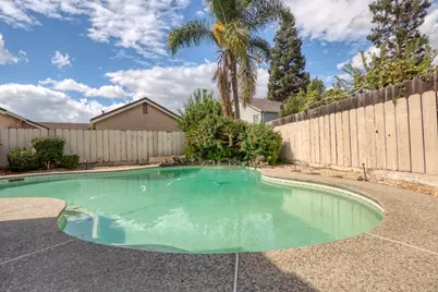 2705 Lake Front Court, Modesto, CA 95355 - Photo 45