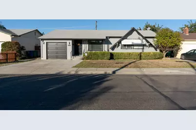 941 Granada Circle, Los Banos, CA 93635 - Photo 1