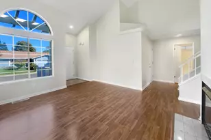 192 Creekside Cir, Sacramento, CA 95823 - Photo 3