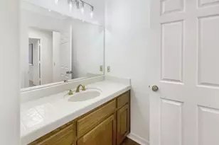 26 Marina Grande Ct, Sacramento, CA 95831 - Photo 33