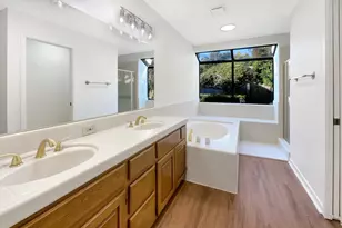 26 Marina Grande Ct, Sacramento, CA 95831 - Photo 7