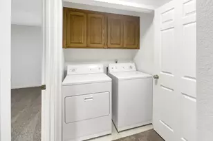 26 Marina Grande Ct, Sacramento, CA 95831 - Photo 31