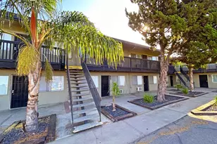 150 Gateway Ct, Stockton, CA 95207 - Photo 5