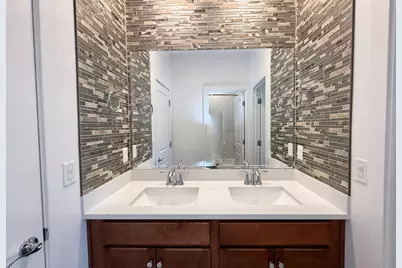 2878 Irish Meadow Way, Lathrop, CA 95330 - Photo 3