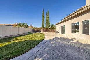 10050 Cameron Pines Way, Sacramento, CA 95829 - Photo 33