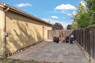 1602 Valley Meadows Dr, Olivehurst, CA 95961 - Photo 33