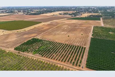 10464 E Herndon Avenue, Clovis, CA 93619 - Photo 49