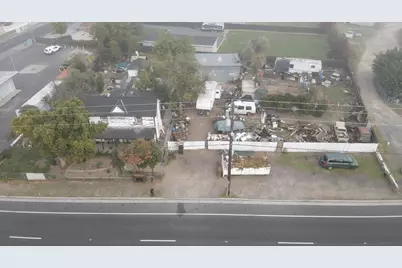 2306 W F Street, Oakdale, CA 95361 - Photo 3