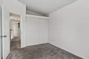 8064 Kingsdale Way, Sacramento, CA 95823 - Photo 33