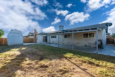 1062 Madison Avenue, Los Banos, CA 93635 - Photo 35