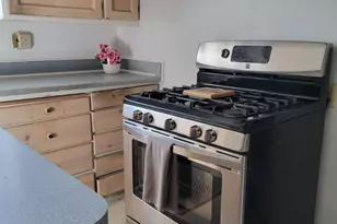 2038 Markham Wy, Sacramento, CA 95818 - Photo 7