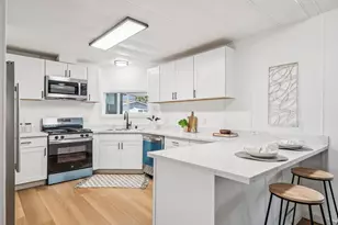 Chateau La Salle Dr, San Jose, CA 95111 - Photo 21