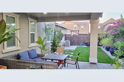 1136 S Shields Avenue, Mountain House, CA 95391 - Photo 43