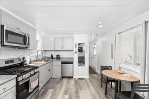 Convention Ln, Sacramento, CA 95828 - Photo 9