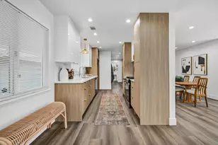 1220 Lucio Ln, Sacramento, CA 95822 - Photo 9