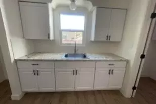 2001 John St, Modesto, CA 95351 - Photo 5