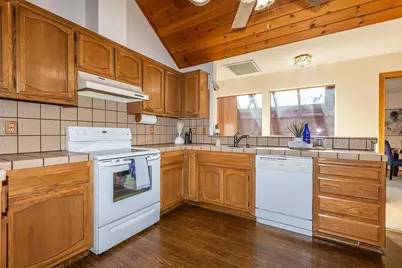 3913 Cougar Place, Modesto, CA 95356 - Photo 17