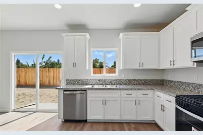 695 Valencia Court, Merced, CA 95341 - Photo 5