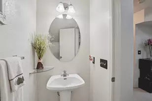 321 Baird Dr, Folsom, CA 95630 - Photo 23