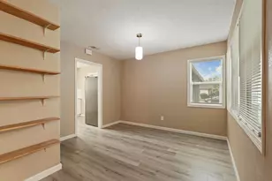 1640 Oxford Way, Stockton, CA 95204 - Photo 13