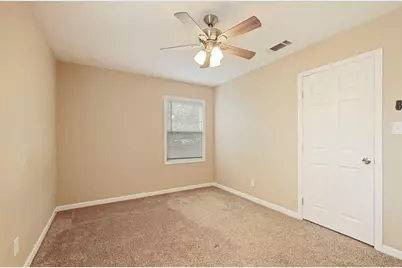 1640 Oxford Way, Stockton, CA 95204 - Photo 25