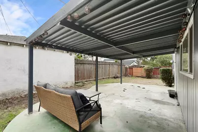 1640 Oxford Way, Stockton, CA 95204 - Photo 33