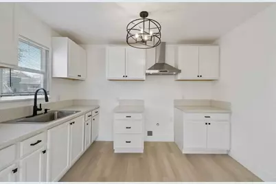 1559 N Carruth Avenue, Fresno, CA 93728 - Photo 11