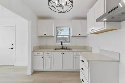 1559 N Carruth Avenue, Fresno, CA 93728 - Photo 13