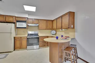 9550 Colton Ave, Elk Grove, CA 95624 - Photo 31