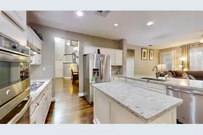 9573 Spring River Way, Elk Grove, CA 95624 - Photo 9