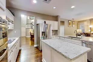 9573 Spring River Way, Elk Grove, CA 95624 - Photo 9