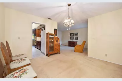 8406 Arbutus Way, Fair Oaks, CA 95628 - Photo 15