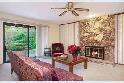 8406 Arbutus Way, Fair Oaks, CA 95628 - Photo 9