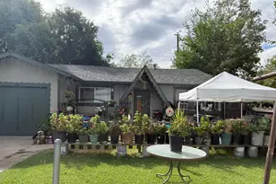 550 Las Palmas Ave, Sacramento, CA 95815 - Photo 1