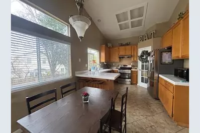 8599 Culpepper Drive, Sacramento, CA 95823 - Photo 11