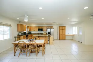 1317 Oakwood Dr, Modesto, CA 95350 - Photo 13