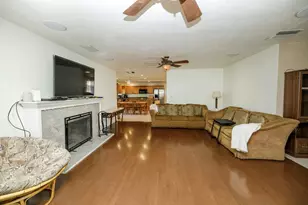 1317 Oakwood Dr, Modesto, CA 95350 - Photo 11