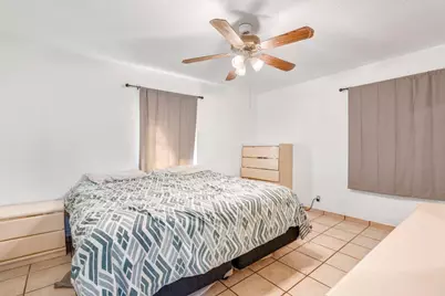 1562 N Fay Avenue, Fresno, CA 93728 - Photo 19