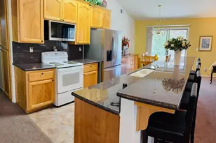 606 Village Dr, Galt, CA 95632 - Photo 5