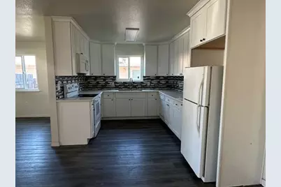 3646 18th Avenue, Sacramento, CA 95820 - Photo 7