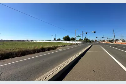 9282 Gerber Road, Sacramento, CA 95829 - Photo 45