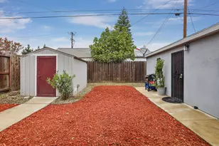 129 E Sonoma Ave, Stockton, CA 95204 - Photo 29