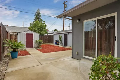 129 E Sonoma Avenue, Stockton, CA 95204 - Photo 27