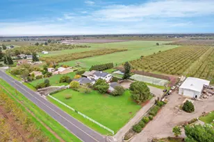 5766 N Alpine Rd, Stockton, CA 95215 - Photo 7