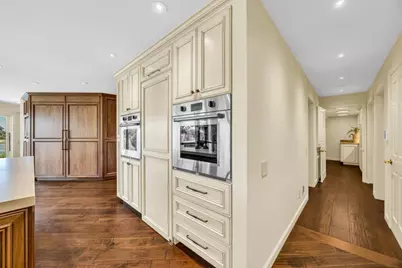 9801 Mira Del Rio Drive, Sacramento, CA 95827 - Photo 25